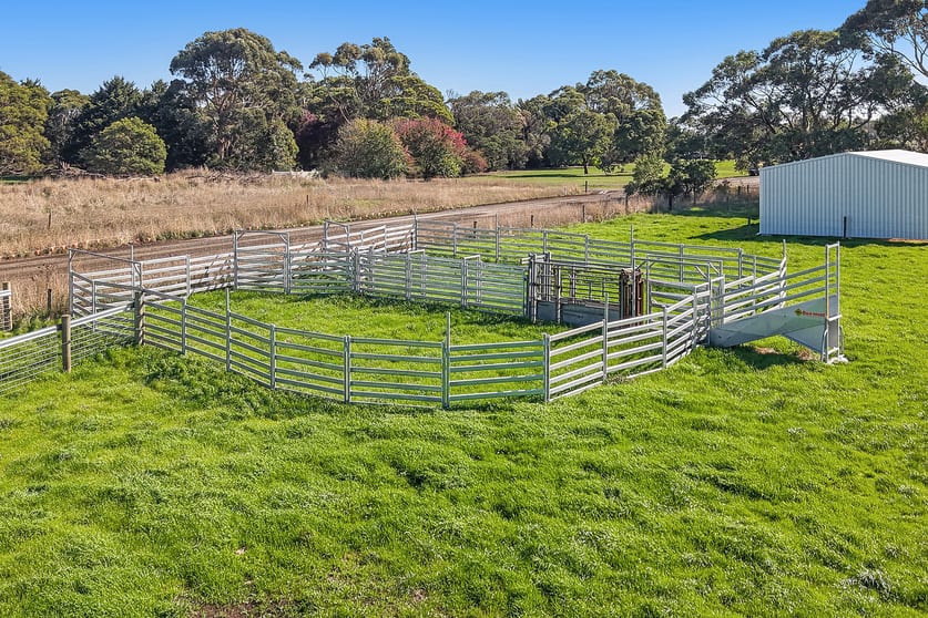Click to view all images Cnr Hopkins Hwy & Hughs Road Purnim West VIC 3278 - Image 2