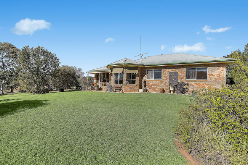 Click to view all images 1196 Stockinbingal Road Cootamundra NSW 2590 - Image 2