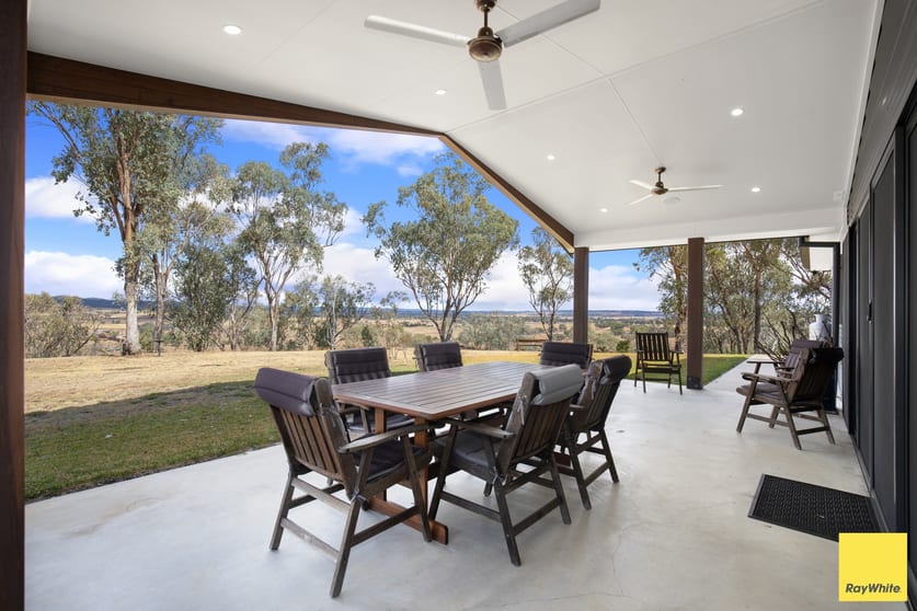 Click to view all images 78 Mcllveen Park Road Inverell NSW 2360 - Image 1