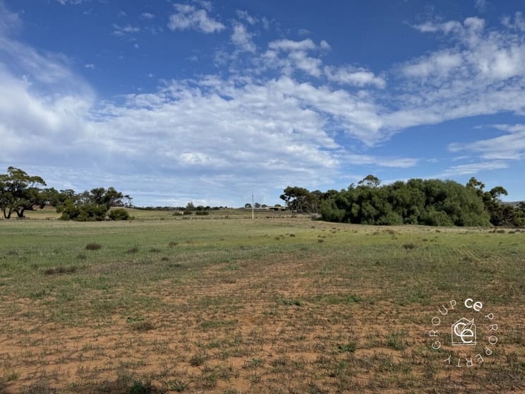 Click to view all images Section 331 Redbank Road Cambrai SA 5353 - Image 3