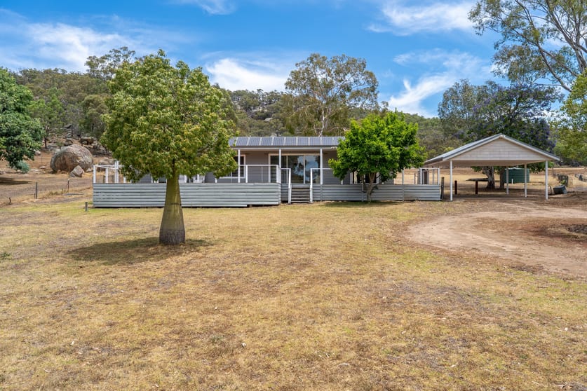 Click to view all images 231 Wilkinsons Lane Euroa VIC 3666 - Image 3