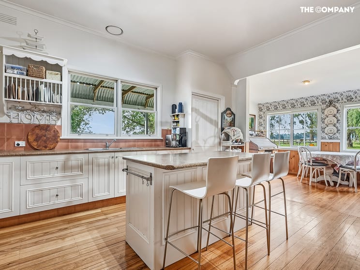 Click to view all images 170 Parish Road Iona VIC 3815 - Image 2