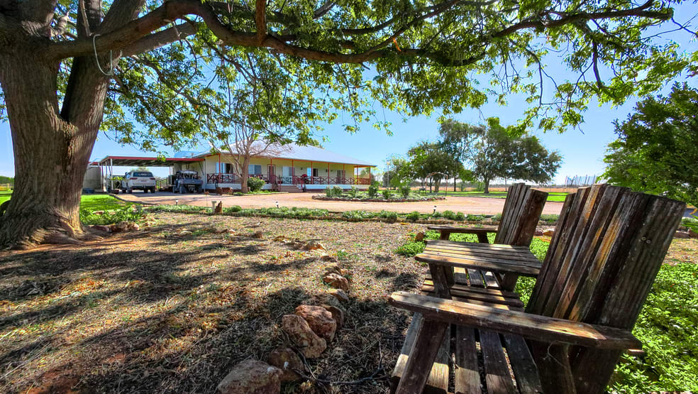 Click to view all images 299 Janbeth Road Bourke NSW 2840 - Image 3