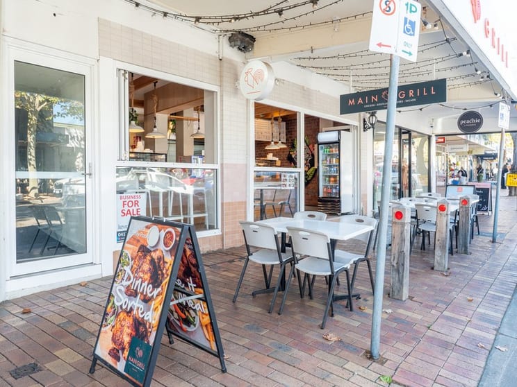Click to view all images 74 Main Street Mornington VIC 3931 - Image 2