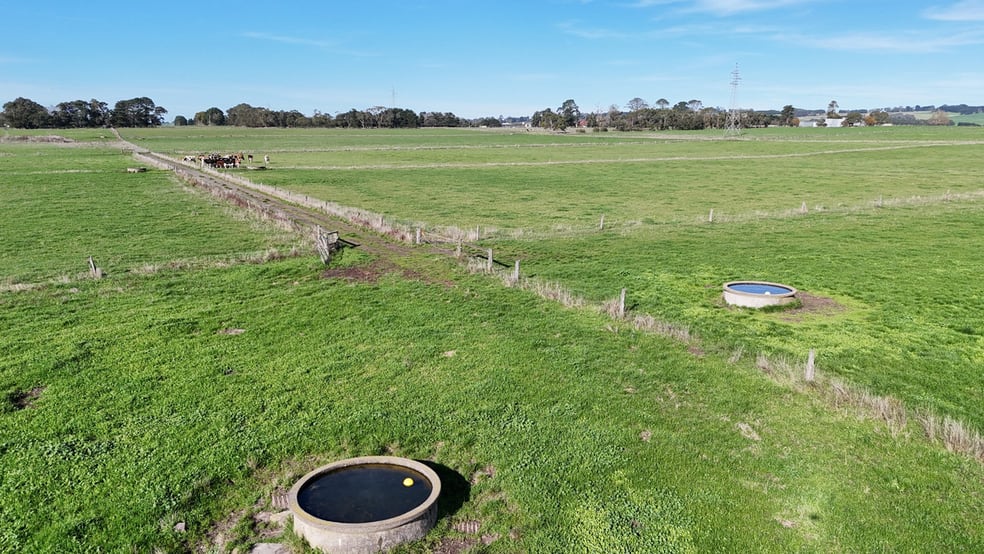 Click to view all images 60 Tannis Road Larpent VIC 3249 - Image 2