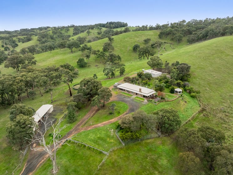 360 Simons Hill Road Wallan VIC 3756 - Image 1