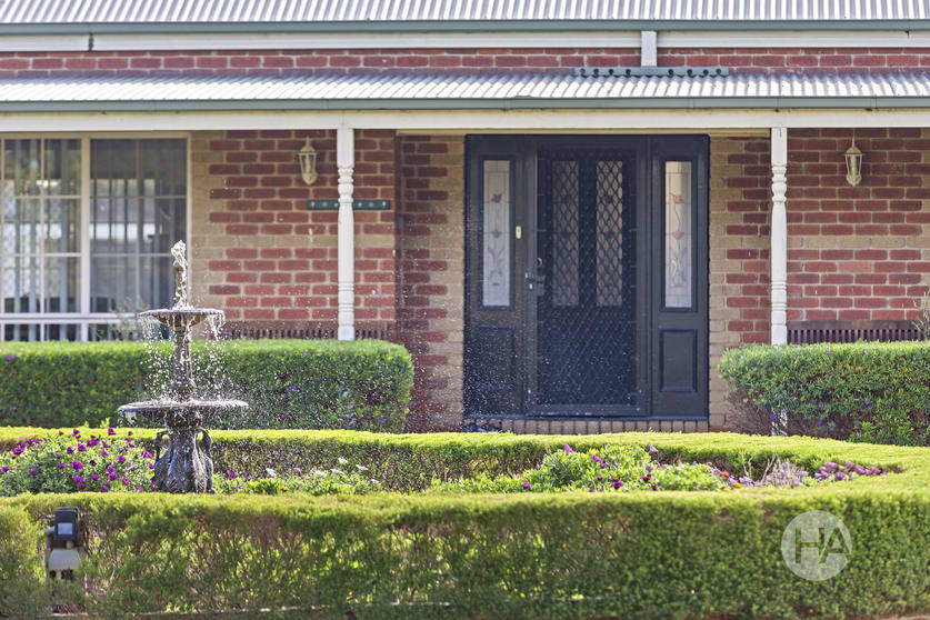 Click to view all images 495 Tyabb Tooradin Road Pearcedale VIC 3912 - Image 3