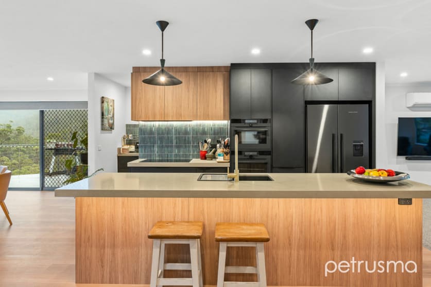 Click to view all images 115 Proctors Road Kingston TAS 7050 - Image 1