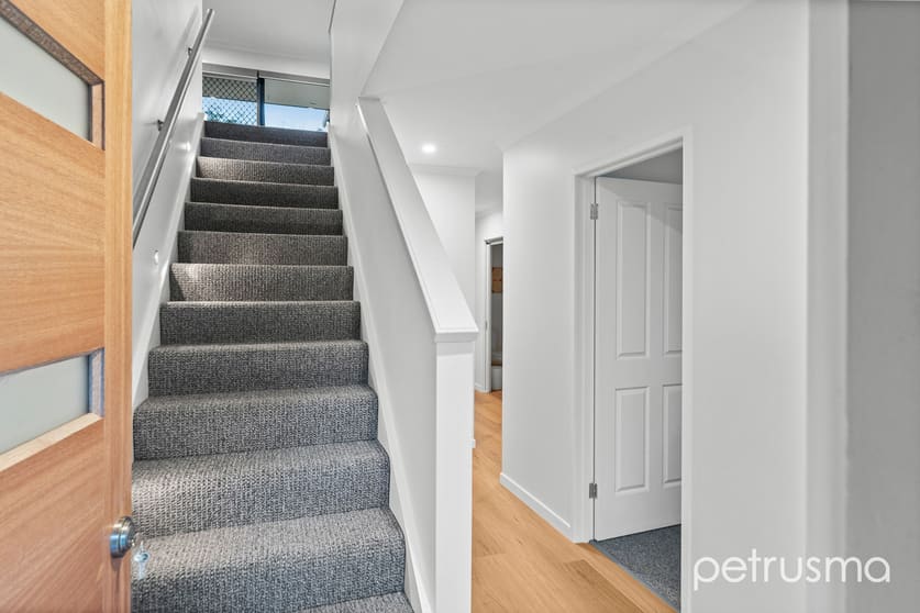 Click to view all images 115 Proctors Road Kingston TAS 7050 - Image 3