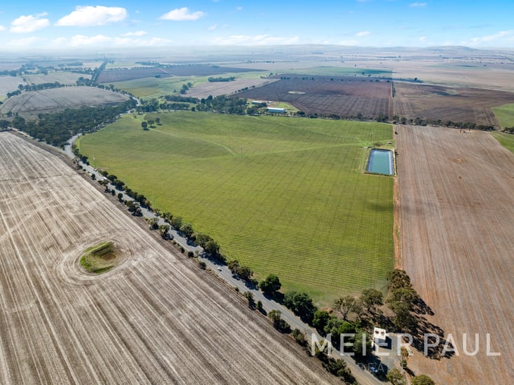1 Copper Ore Road Stanley SA 5415 - Image 1