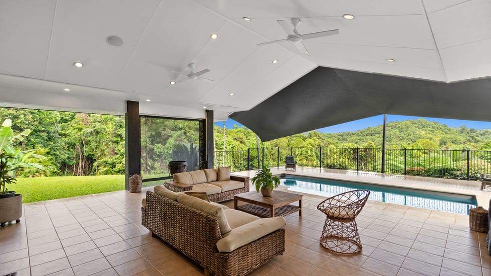 Click to view all images 141 Banfield Road Granadilla QLD 4855 - Image 3