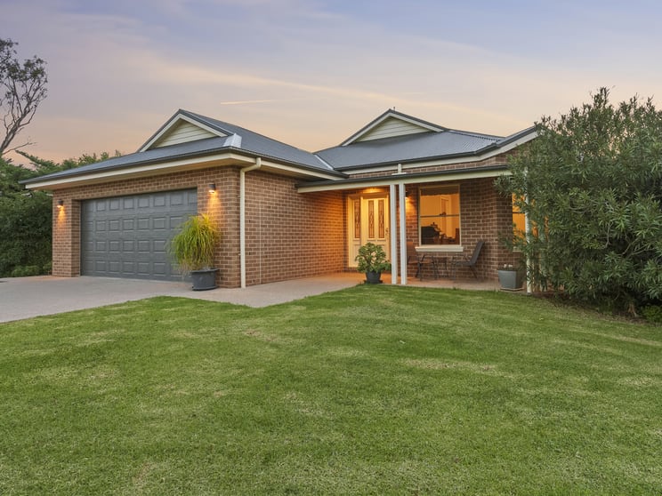 Click to view all images 42 Katamatite Road Katamatite VIC 3649 - Image 3