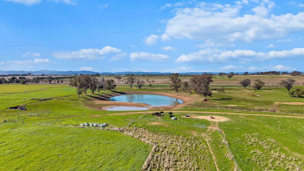 Click to view all images 864 Kelsos Lane Tamworth NSW 2340 - Image 3