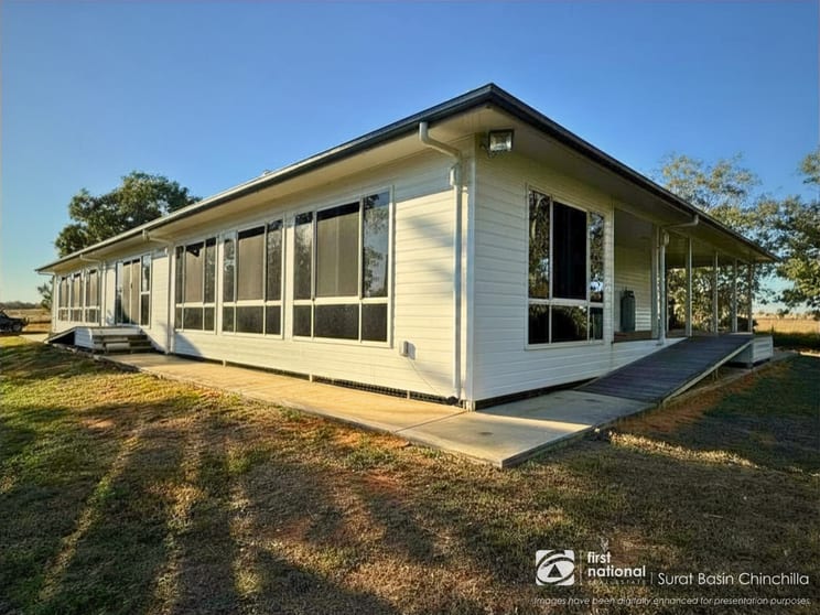 Click to view all images Chinchilla QLD 4413 - Image 3