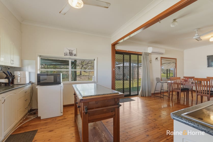 Click to view all images 41 Fulwoods Road Curlewis NSW 2381 - Image 2