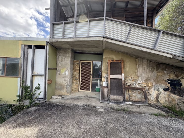 Click to view all images Bulldog Road Bulldog via Ewingar NSW 2469 - Image 3