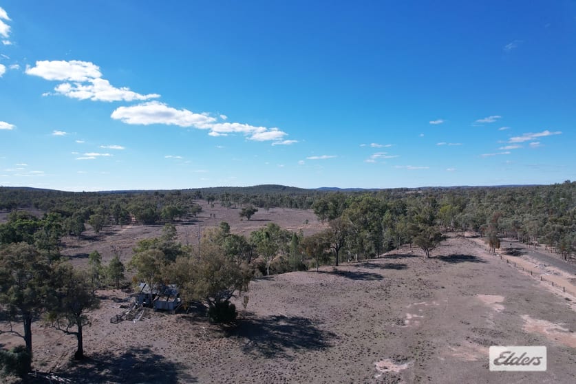 Click to view all images 20902 Cunningham Highway Gore QLD 4352 - Image 3