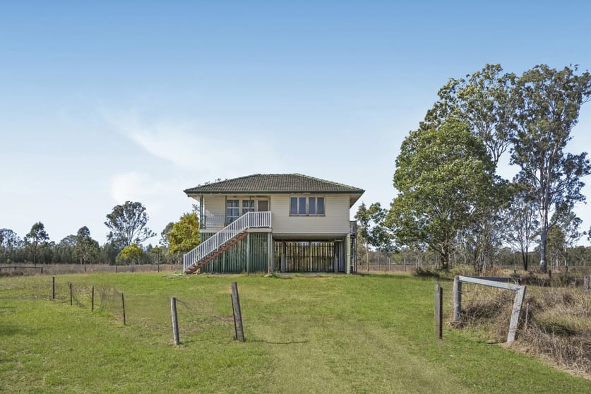 Click to view all images 78-86 & 88-96 Middle Road Purga QLD 4306 - Image 3
