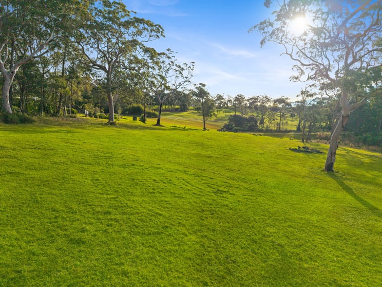 Click to view all images 1744 Wisemans Ferry Road Central Mangrove NSW 2250 - Image 2