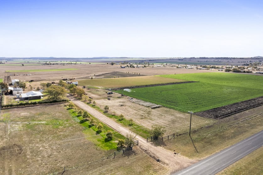 Click to view all images 78 Cudmore Road Cambooya QLD 4358 - Image 1
