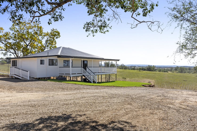 Click to view all images 3 Schadwell Road Blenheim QLD 4341 - Image 3