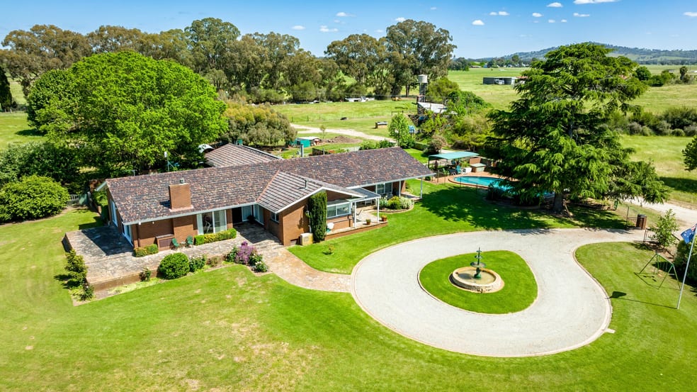 Click to view all images 3223 Riverina Highway Bungowannah NSW 2640 - Image 3