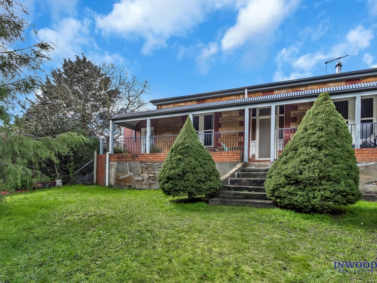 Click to view all images 130A Coldstore Road Lenswood SA 5240 - Image 2