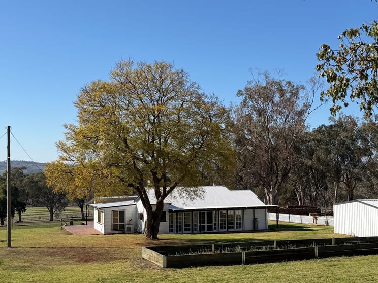 Click to view all images 1036 Rob Roy Road Inverell NSW 2360 - Image 2