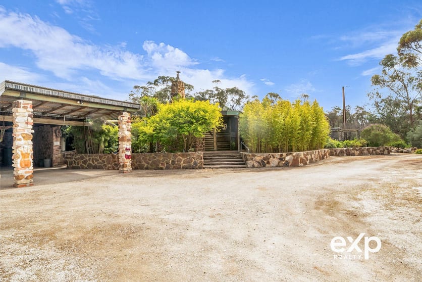Click to view all images 11 Heppfel Road Nuriootpa SA 5355 - Image 3