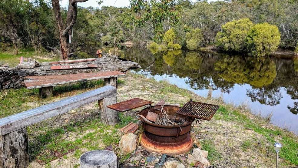 Click to view all images Gingin WA 6503 - Image 1