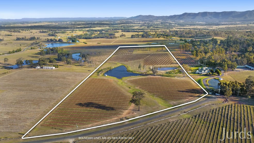 Click to view all images 257 Sweetwater Road Pokolbin NSW 2320 - Image 2