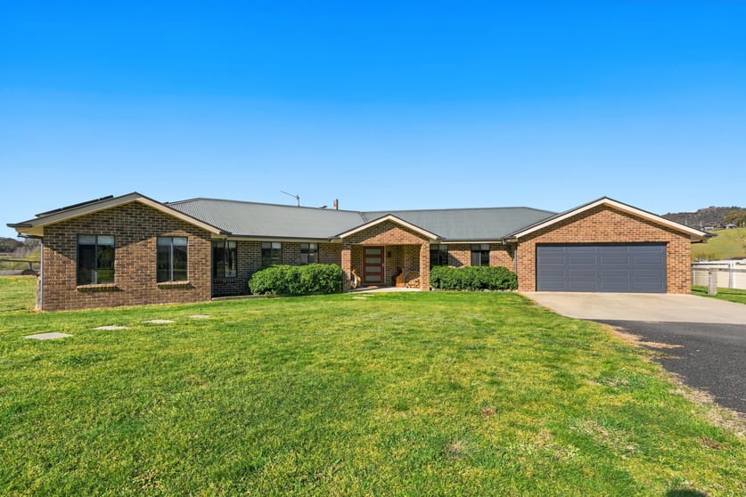 Click to view all images 2885 Tarana Road Tarana NSW 2787 - Image 2