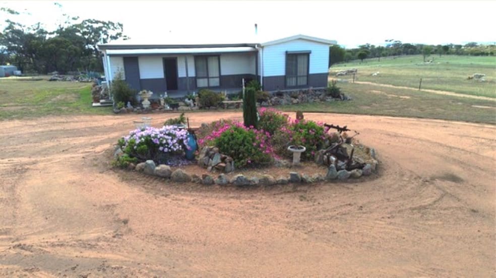 Click to view all images 803 Snows Road Gillimanning WA 6370 - Image 1