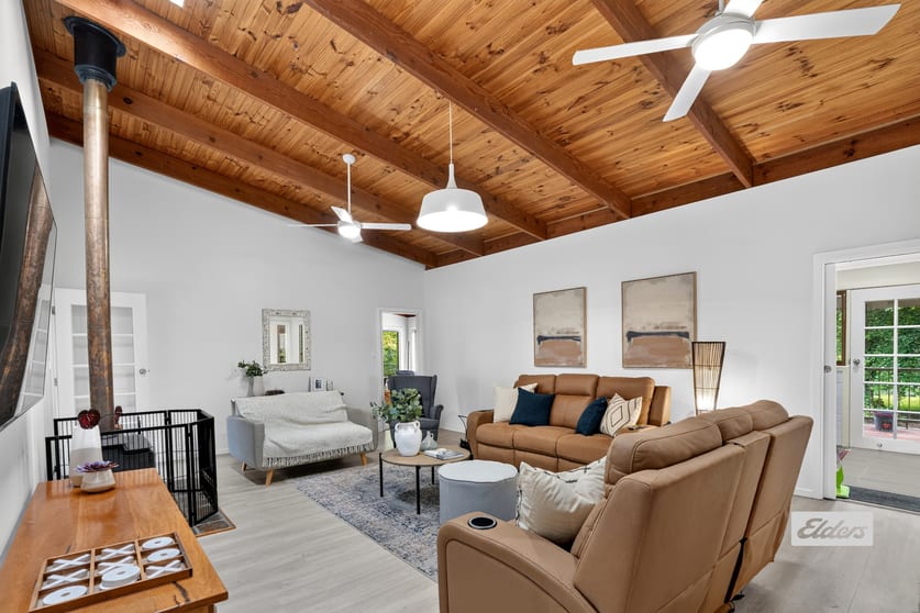 616 Hellhole Creek Road Kergunyah VIC 3691 - Image 2