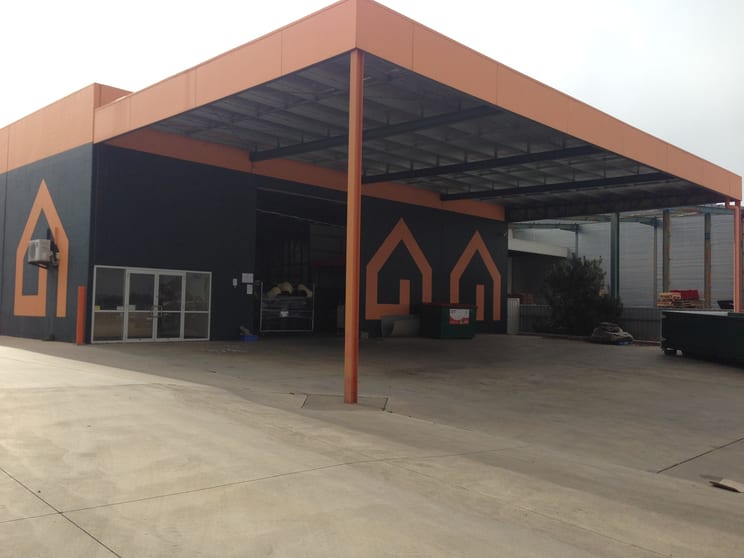 Click to view all images 146 Hammond Avenue East Wagga Wagga NSW 2650 - Image 2