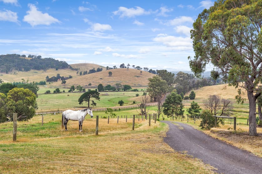 Click to view all images 35 Holts Road Whittlesea VIC 3757 - Image 3