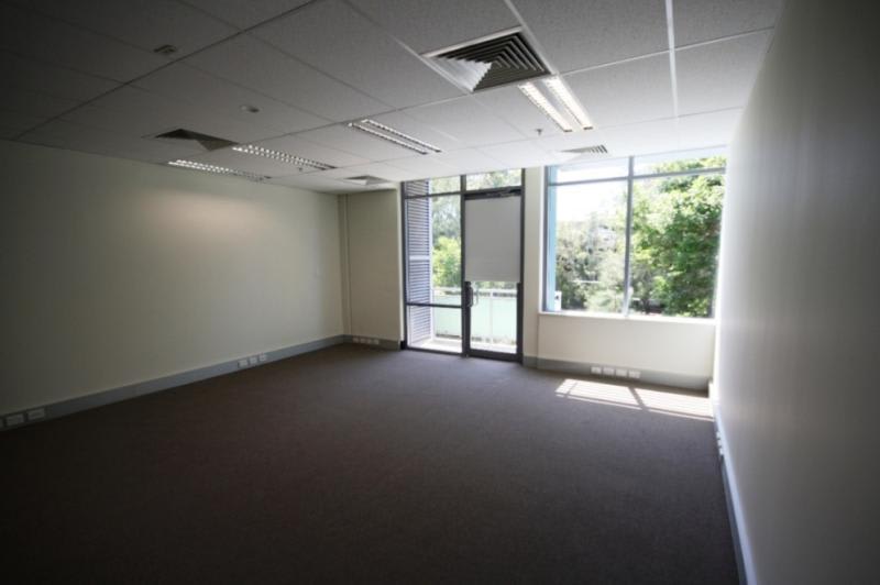 Click to view all images Warriewood NSW 2102 - Image 1