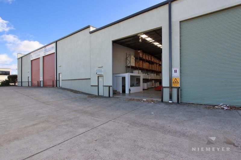 Click to view all images Seven Hills NSW 2147 - Image 1