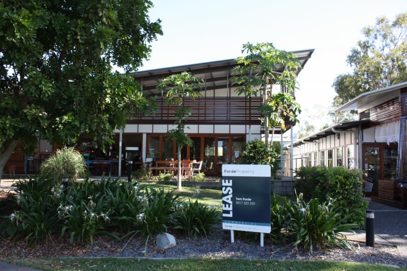 Click to view all images Shop 2/205 Weyba Road Noosaville QLD 4566 - Image 2