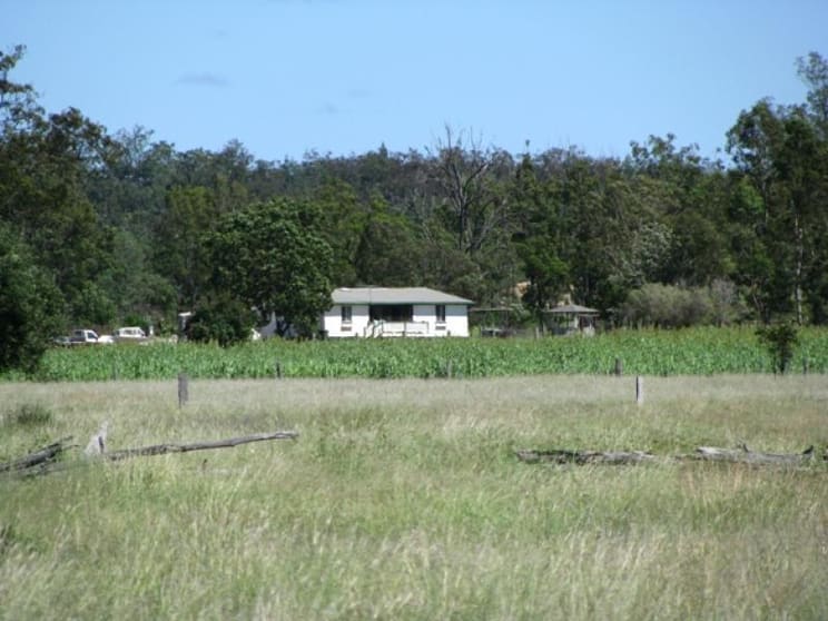 Click to view all images PRICE REDUCED 1052 ACRES CATTLE GRAZING Cecil Plains QLD 4407 - Image 1
