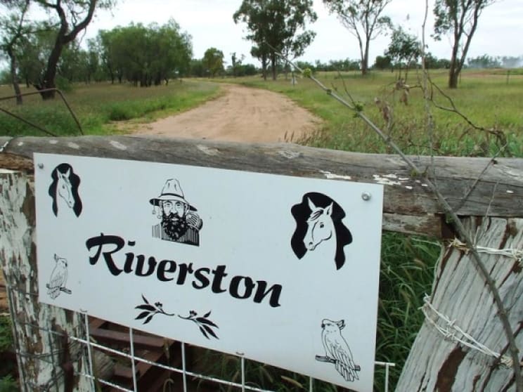 Click to view all images 180 Commissioners Point Road St George QLD 4487 - Image 2