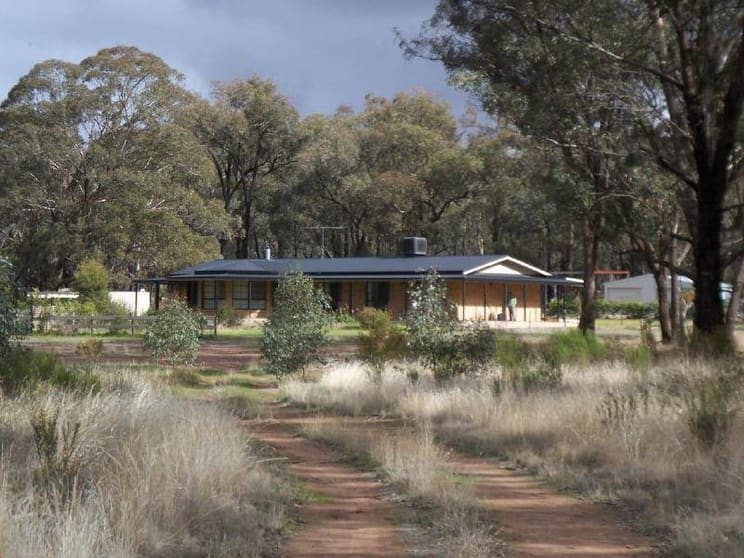 6015 Burley Griffen Way Temora NSW 2666 - Image 1