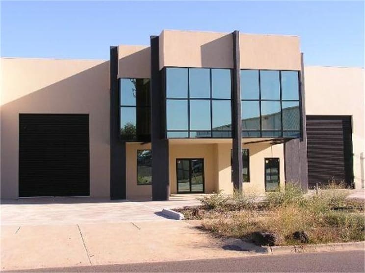 Click to view all images 92 Lambeck Drive Tullamarine VIC 3043 - Image 1