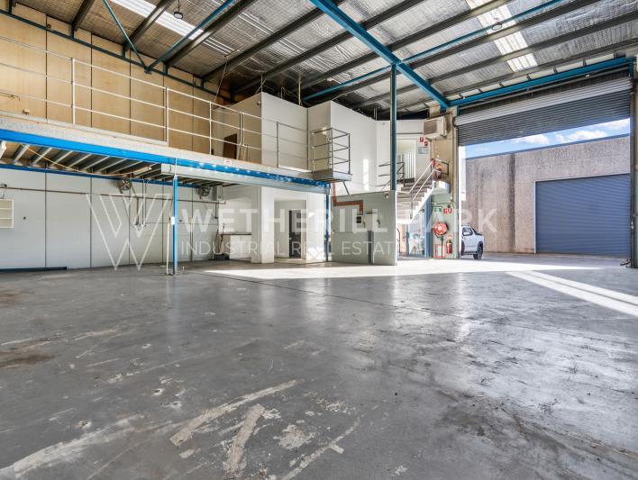 Factory, Warehouse & Industrial commercial property for lease at Wetherill Park NSW 2164