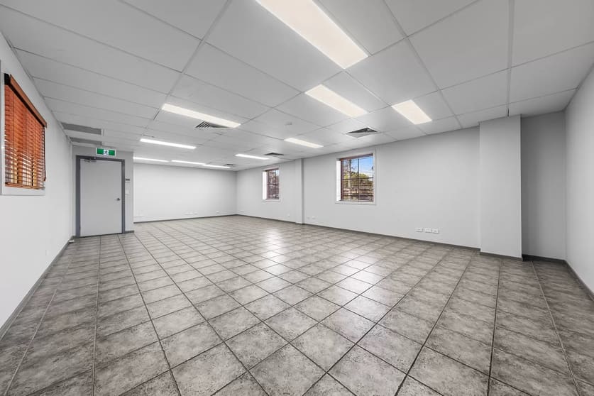 Offices commercial property for lease at 1/86 Argyle Street South Windsor NSW 2756