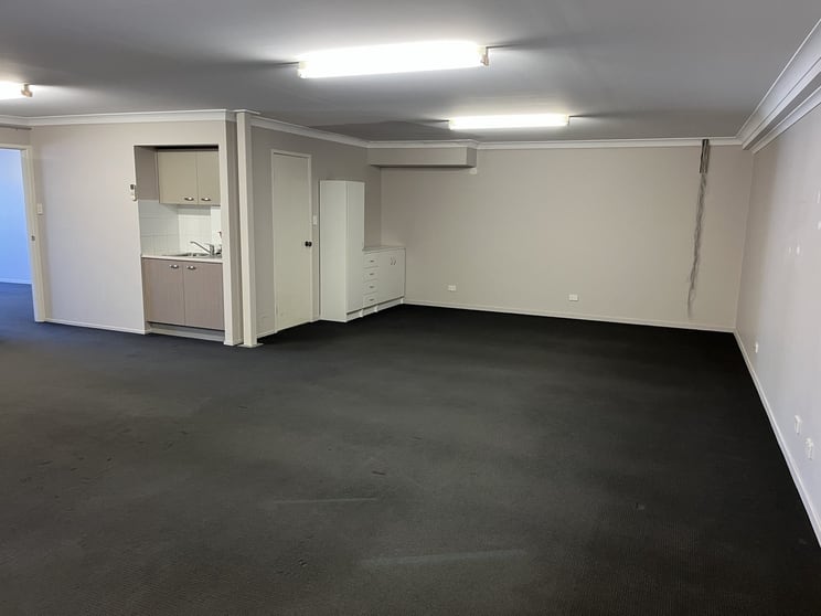 Factory, Warehouse & Industrial commercial property leased at Unit 2/43 Station Avenue Darra QLD 4076