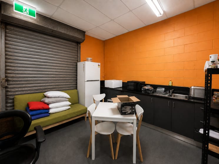 Shop & Retail commercial property for lease at 2/90 Compton Road Underwood QLD 4119 Shop & Retail commercial property for lease at 2/90 Compton Road Underwood QLD 4119