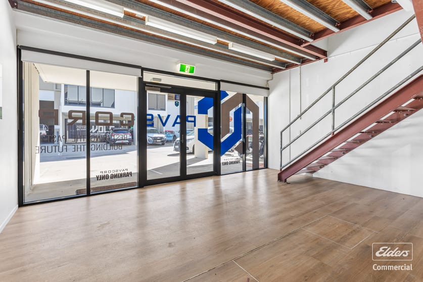 Showrooms / Bulky Goods commercial property for lease at Unit 2/92-98 McLaughlin Street Kawana QLD 4701 Showrooms / Bulky Goods commercial property for lease at Unit 2/92-98 McLaughlin Street Kawana QLD 4701