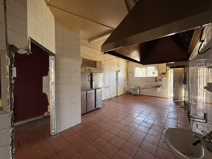Shop & Retail commercial property for lease at 25 Musgrave Avenue Labrador QLD 4215 Shop & Retail commercial property for lease at 25 Musgrave Avenue Labrador QLD 4215