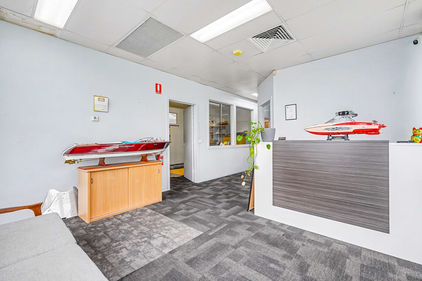 Factory, Warehouse & Industrial commercial property for lease at 98 Voltri Street Mentone VIC 3194